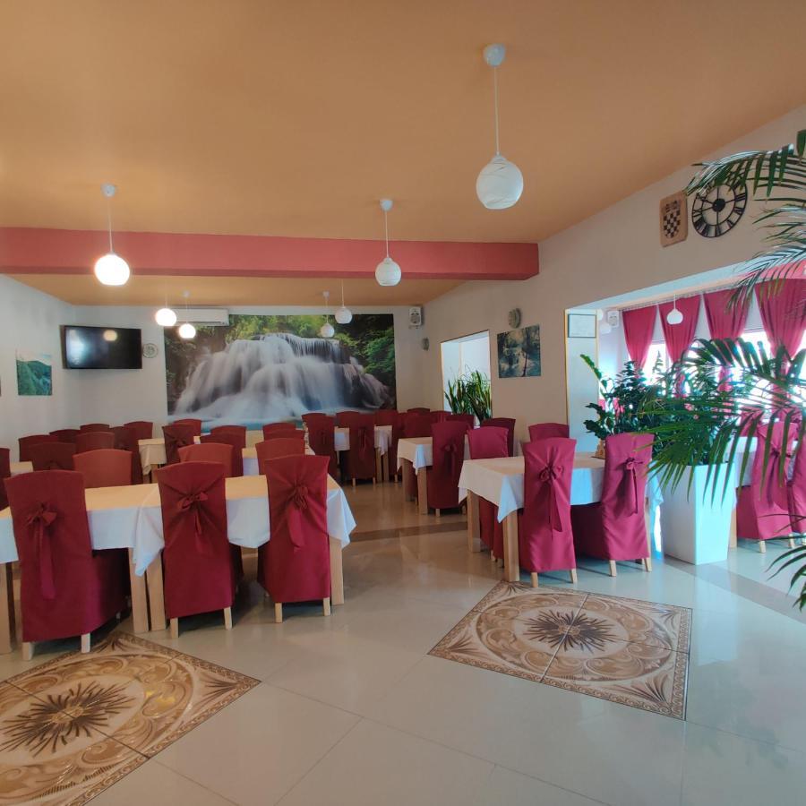 Guest House Sapina Korenica Exterior photo